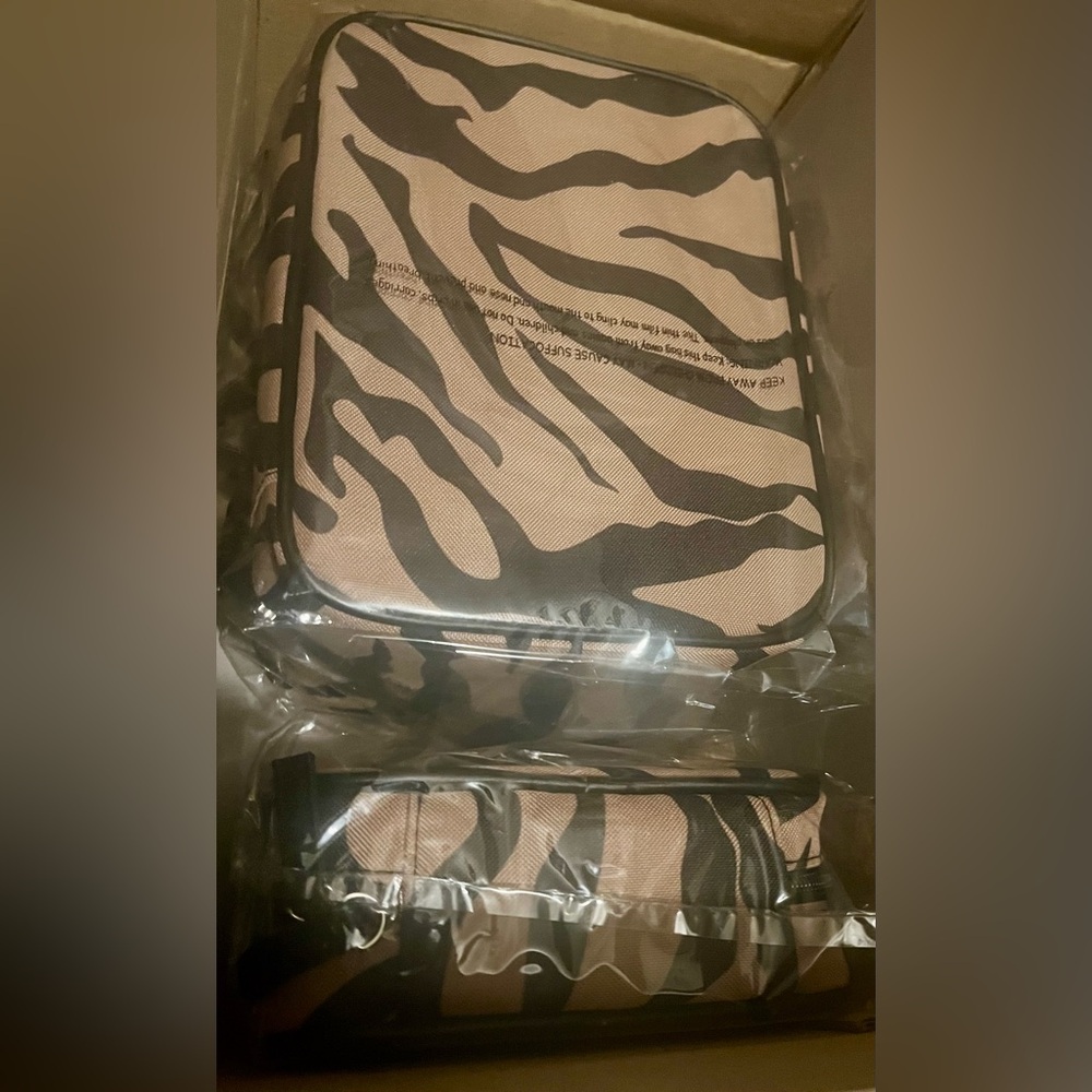 NWT Laura Greiner Travel Cosmetic Case Set of 2 (3 Colors to Choose)
